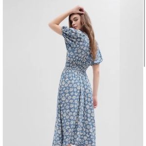 Gap Factory Blue Floral Smocked Puff Sleeve Midi Dress, size M Tall